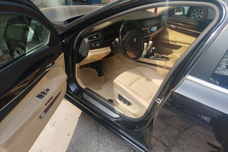 Used BMW 7 Series 2009 730Li Leading Model

