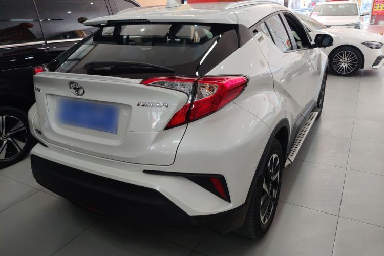 Used Toyota IZOA 2020 2.0L Yi Xiang CARE
