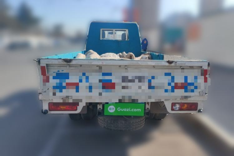 Used Foton Xiangling M 2018 1.5L M2 Non-Load-Bearing Single-Row with Dual Rear Tires (Cargo Version) DAM15L
