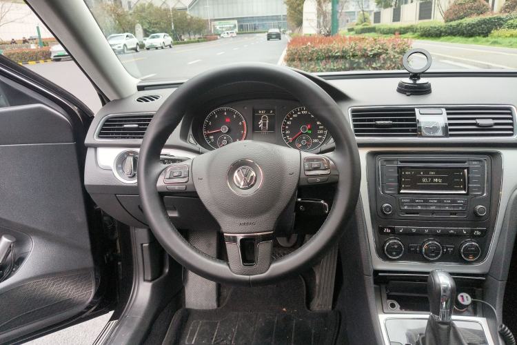 Used Volkswagen Passat 2015 1.8TSI DSG Prestige Edition