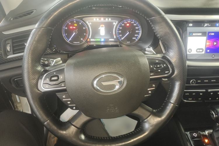 Used GAC Trumpchi GS7 2017 320T Two-Wheel-Drive Luxury Smart Connectivity Model
