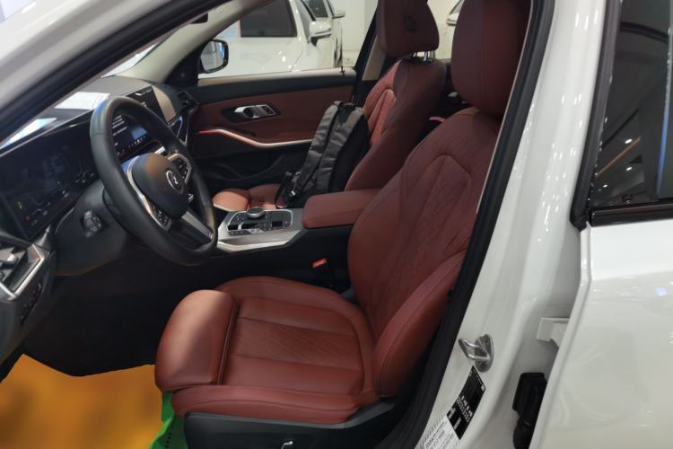 Used BMW i3 2024 eDrive 40 L Midnight Sports Package
