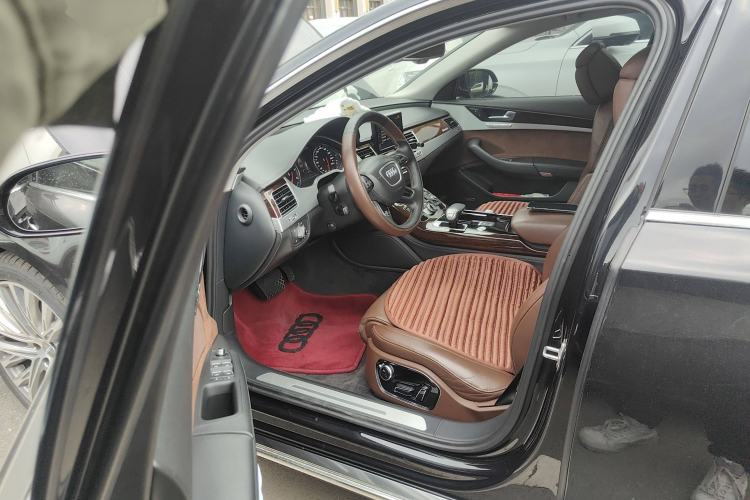 Used Audi A8 2014 A8L 45 TFSI quattro Luxury Model
