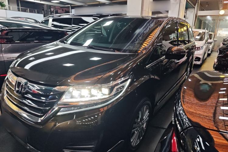 Used Honda Elysion 2016 2.4L Luxury Edition