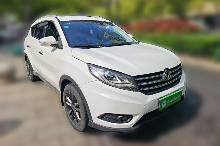 Used Dongfeng Fengon 580 2017 1.8L Manual Comfort Model Front Right 45 Deg