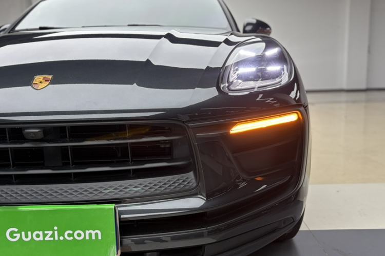 Used Porsche Macan 2022 Macan 2.0T
