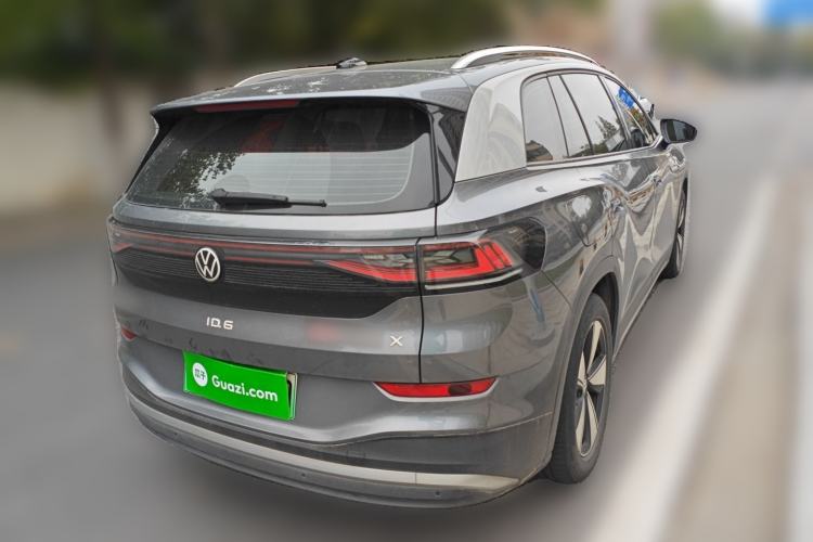 Used Volkswagen ID.6 X 2021 Pure Edition
