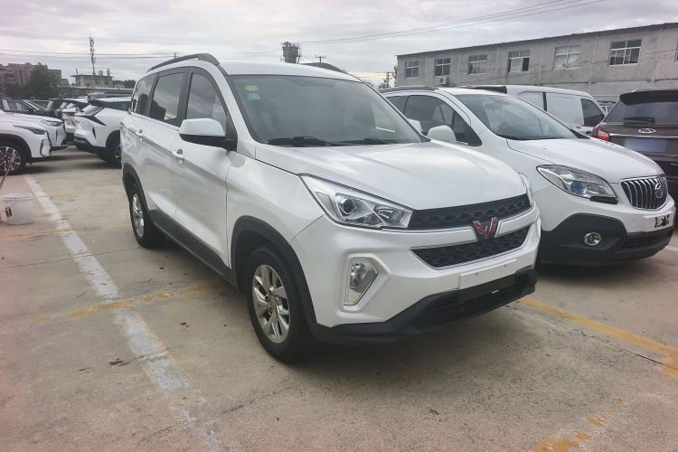 Used Wuling Hongguang S3 2019 1.5L Manual Comfort Model China VI Standard