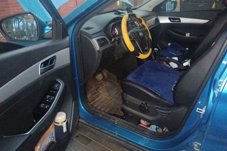 Used BAIC Senova X55 2016 1.5T CVT Elite Edition Driver Seat