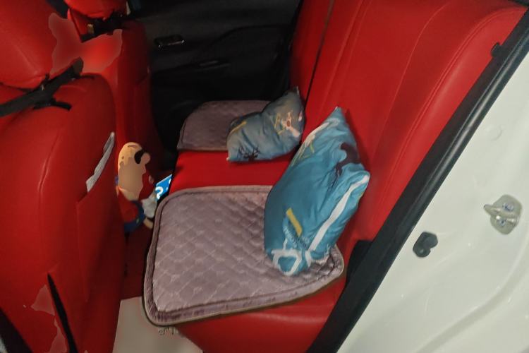 Used Nissan Kicks 2020 1.5L XL CVT Cool Enjoyment Edition