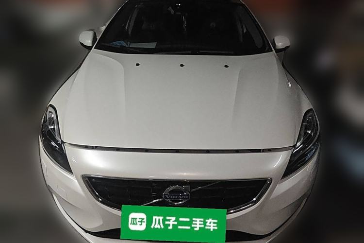 Used Volvo V40 2016 T3 Zhiyi Edition