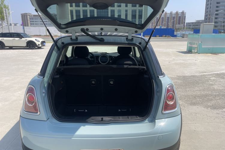 Used MINI 2011 1.6L COOPER Fun
