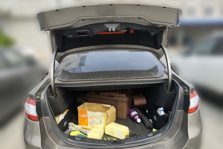 Used Ford Mondeo 2013 2.0L GTDi 200 Luxury Model
