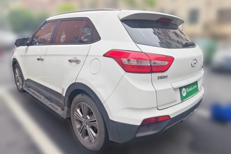 Used Hyundai ix25 2015 1.6L Automatic Two-Wheel-Drive Deluxe DLX Model Rear Left 45 Deg