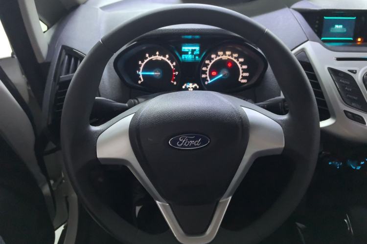 Used Ford EcoSport 2013 1.5L Automatic Fashion Model