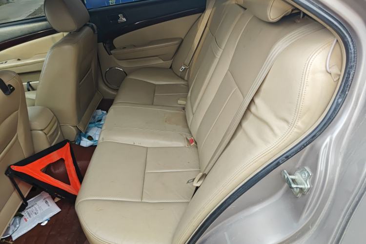 Used Chevrolet Epica 2010 1.8 Luxury Edition MT Left Rear Seat