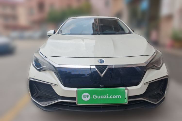 Used Venucia D60EV 2020 Standard Range T3 Front