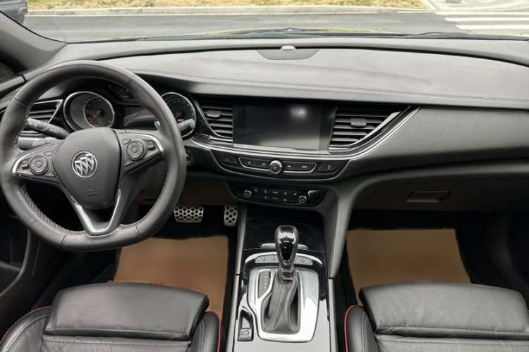 Used Buick Regal 2017 GS 28T Luxury Model
