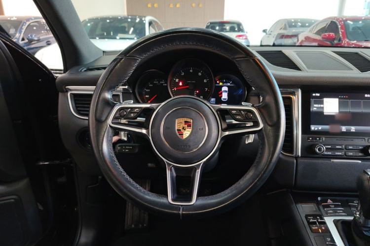 Used Porsche Macan 2016 Macan 2.0T