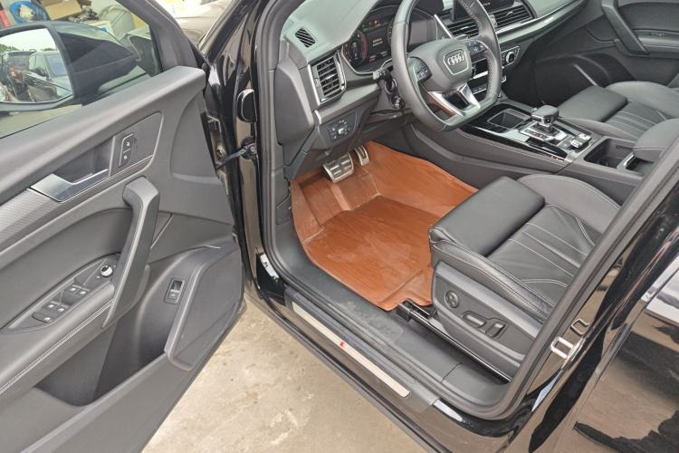 Used Audi Q5L 2023 40T Luxury Dynamic Model Driver Seat