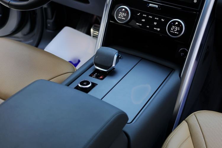 Used Land Rover Discovery 2023 360 PS Metropolitan Edition
