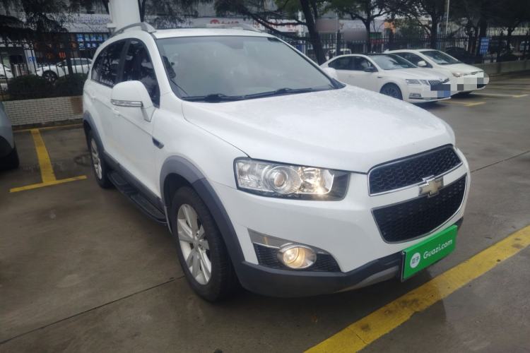 Used Chevrolet Captiva 2014 2.4L 4x4 Flagship Edition 7 Seats