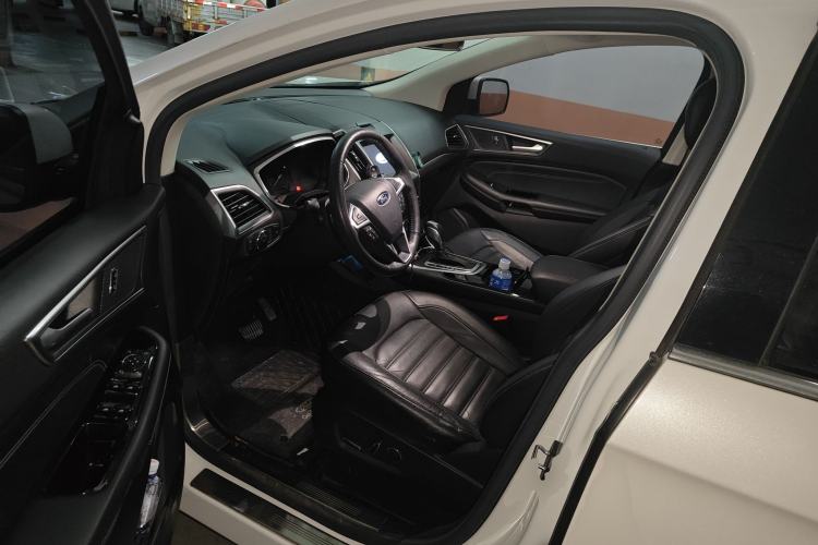 Used Ford Edge 2016 EcoBoost 245 Two-Wheel-Drive Titanium 7-Seater