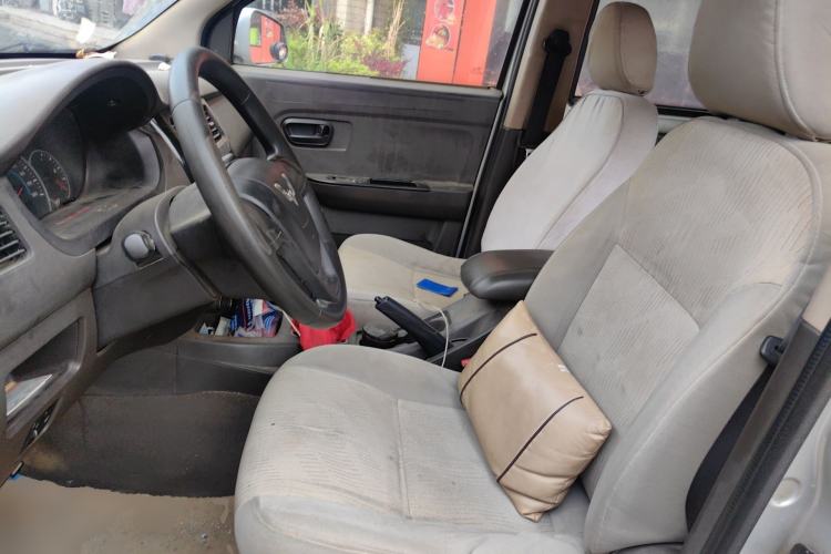 Used Wuling Rongguang V 2016 1.5L Standard Version Left Front Seat