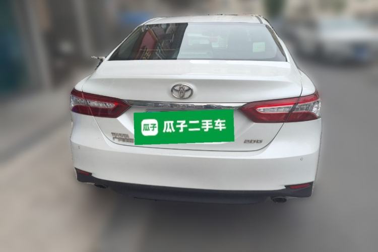Used Toyota Camry 2018 2.0G Luxury Edition
