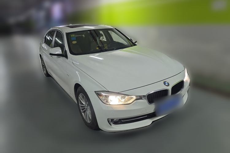Used BMW 3 Series 2014 320Li Fashion Model Front Right 45 Deg