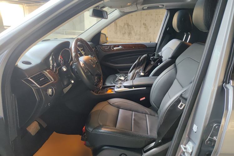 Used Mercedes-Benz M-Class 2014 ML 400 4MATIC Luxury Model