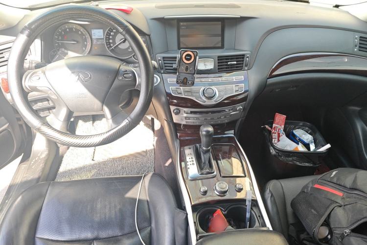 Used Infiniti Q70 2013 Q70L 2.5L Comfort Edition Interior 2