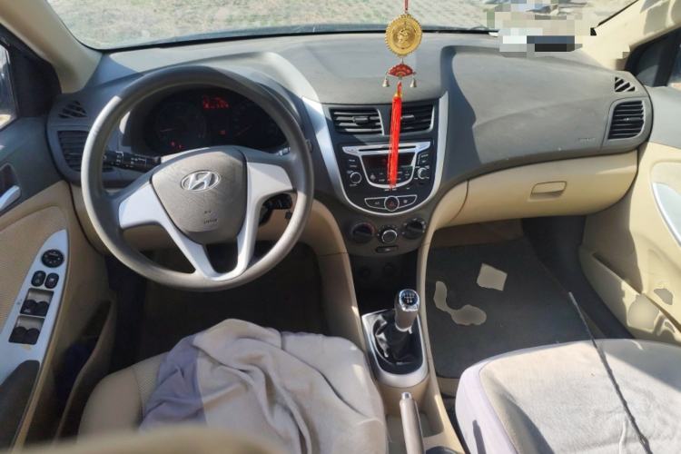 Used Hyundai Verna (older generation) 2010 Sedan 1.4L Manual Comfort GS