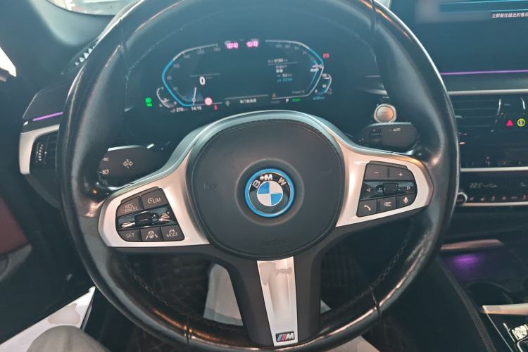 Used BMW 5 Series New Energy 2022 535Le M Sport Package Steering Wheel