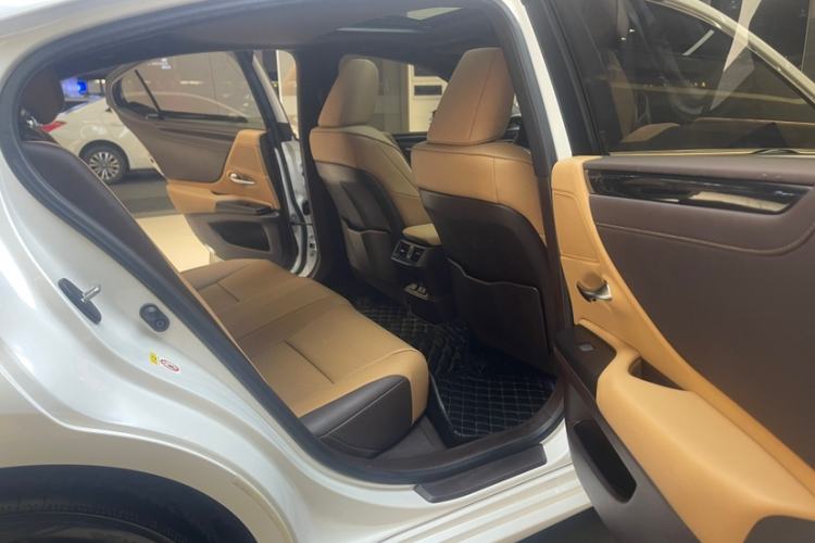 Used Lexus ES 2018 200 Excellence Edition China V Standard