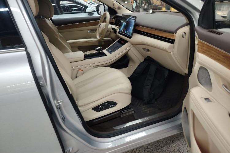 Used Hima AITO M7 2024 1.5T Rear-Drive Plus Version 6 Seats
