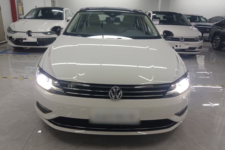 Used Volkswagen Lamando 2018 280TSI DSG Luxury Edition
