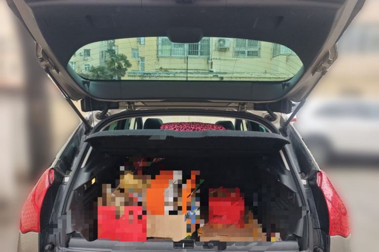 Used Peugeot 3008 2011 1.6T Luxury Model
