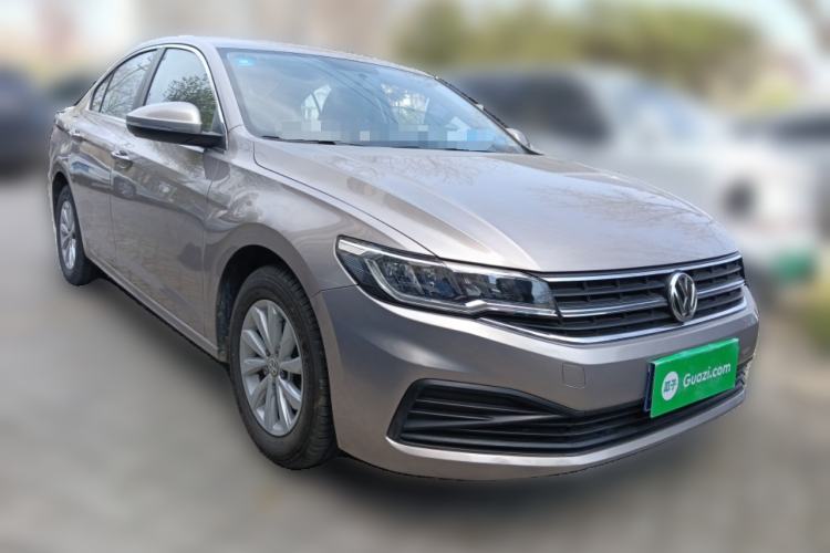 Used Volkswagen Bora 2019 1.5L Manual Fashion Edition
