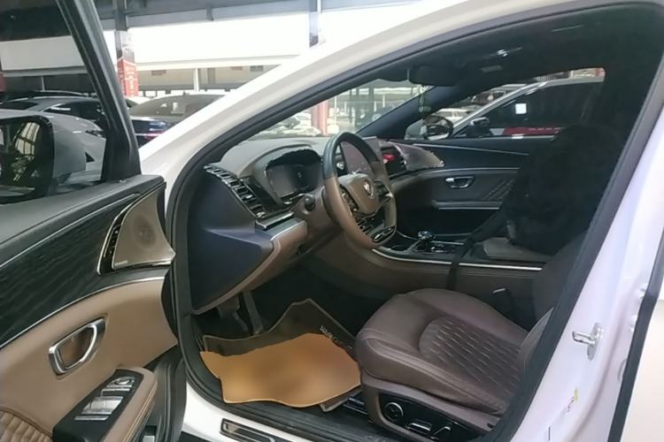 Used BYD Han 2022 EV Genesis Edition 610KM All-Wheel Drive Premium Model
