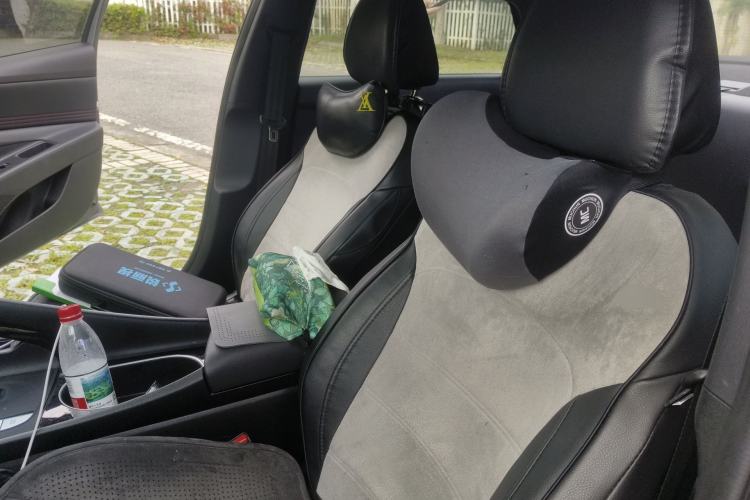 Used Hyundai Elantra 2022 1.5L CVT 20th Anniversary Edition
