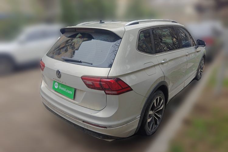 Used Volkswagen Tiguan L 2021 330TSI Automatic Two-Wheel Drive R-Line Enhanced Edition
