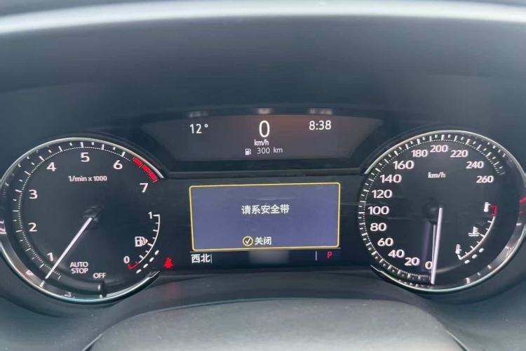 Used Cadillac CT4 2023 25T Luxury Model Interior 3