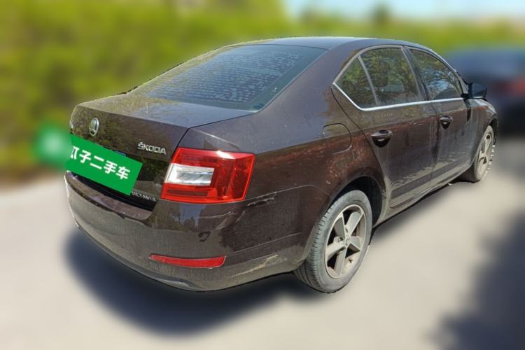 Used Skoda Octavia 2016 1.6L Automatic Chuanxing Edition Rear Right 45 Deg