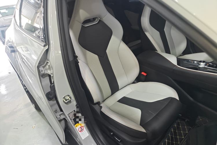 Used Changan UNI-V iDD 2024 Blue Whale Smart Electric iDD 136km Luxury Model