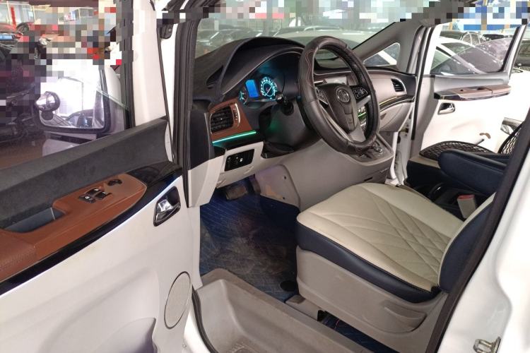 Used JAC Group Refine M5 2016 2.0T Gasoline Automatic Business Edition