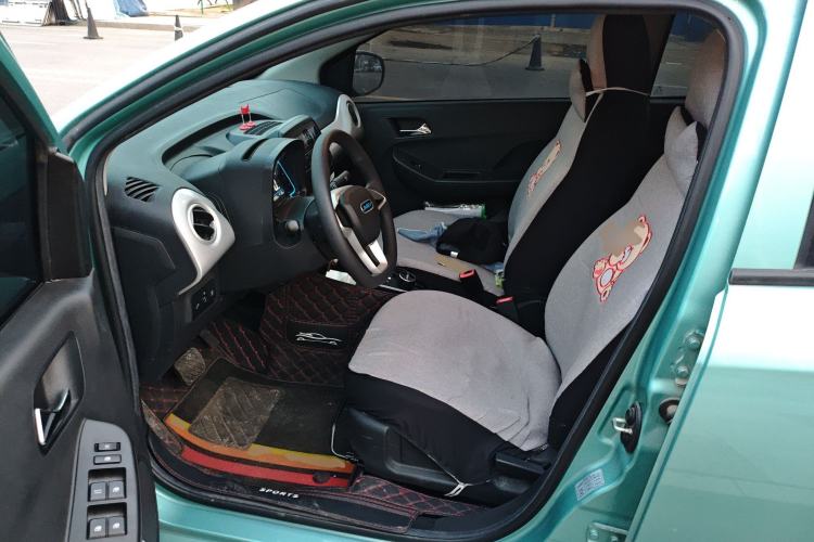 Used JMEV Xiao Qilin 2022 Heart-Pounding Edition Left Front Seat