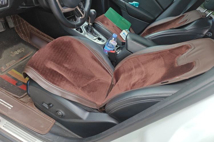 Used Jeep Cherokee 2016 2.0L Superior Edition Left Front Seat