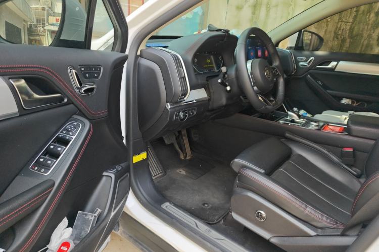 Used BYD Tang New Energy 2019 DM 2.0T All-Wheel Drive Connected Innovation Edition 7 Seats China VI Standard Driver Seat