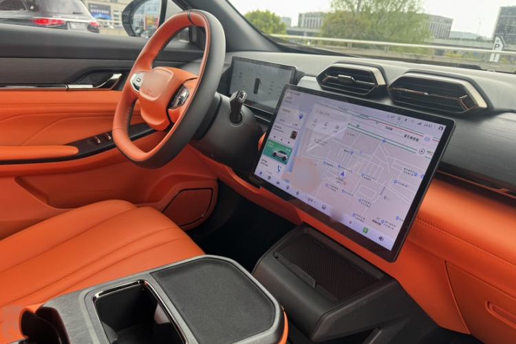 Used Dongfeng Aeolus L7 New Energy 2025 205 Ultra-Long Range Indulgence Version Gear Lever